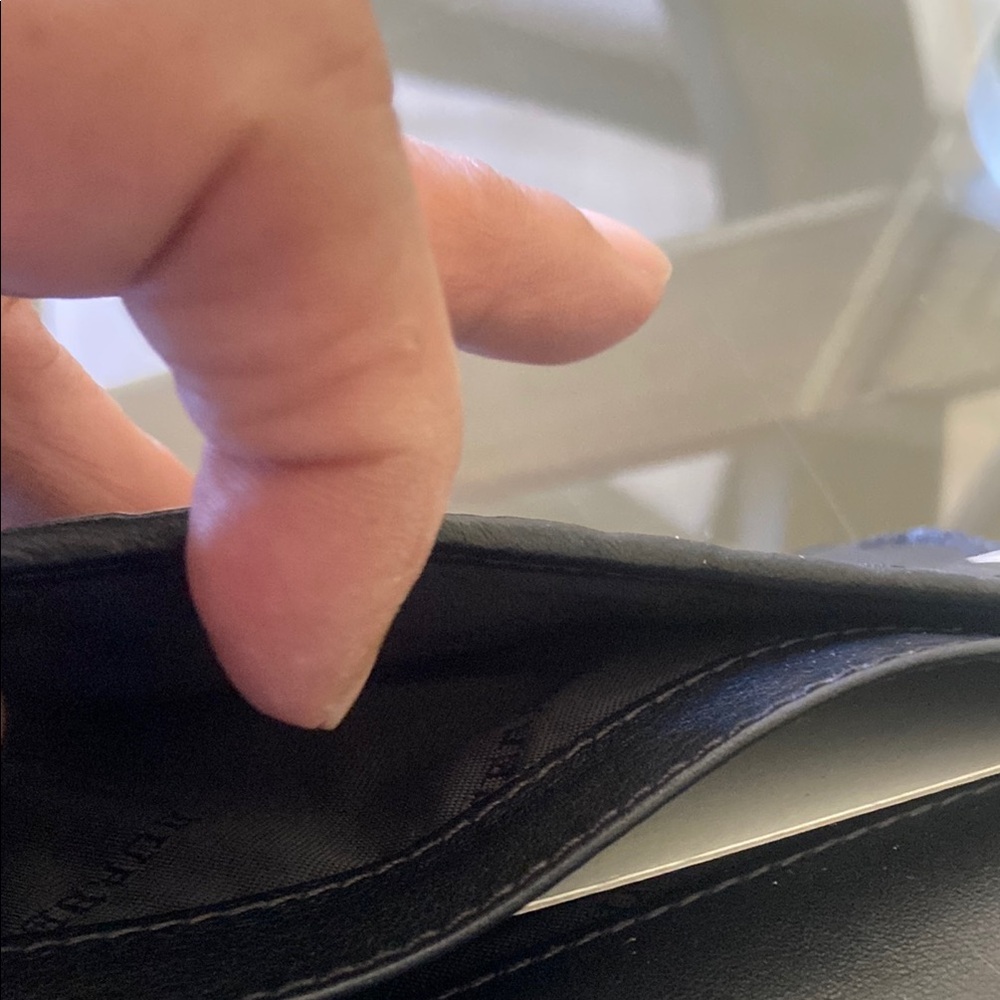 Burberry Black Leather Bi-Fold Zip Wallet - Picture 4 of 8